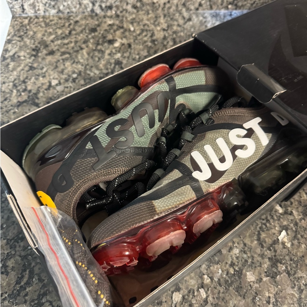 Nike VaporMax Plus Black and Red Sneakers
